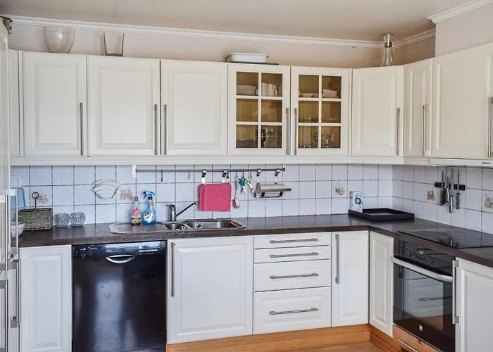 In With House Sea View Feriehus *