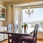 3 Bedroom Gorgeous In Aksdal
